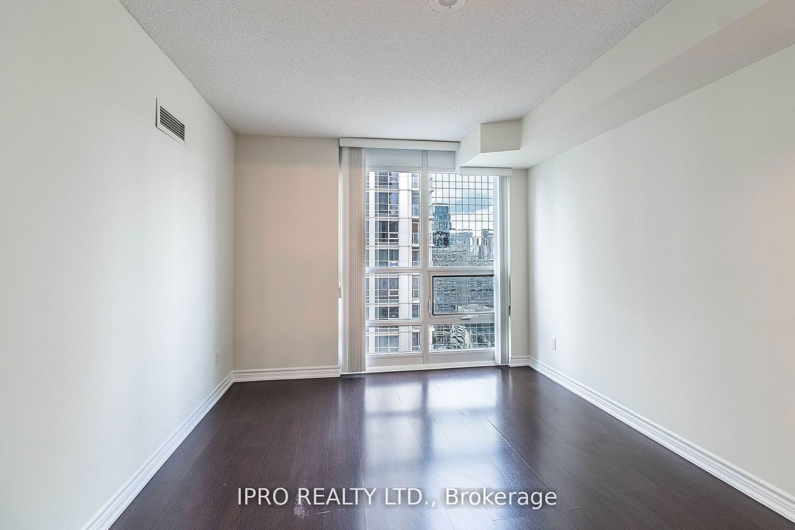 761 Bay St, unit 2401 for sale