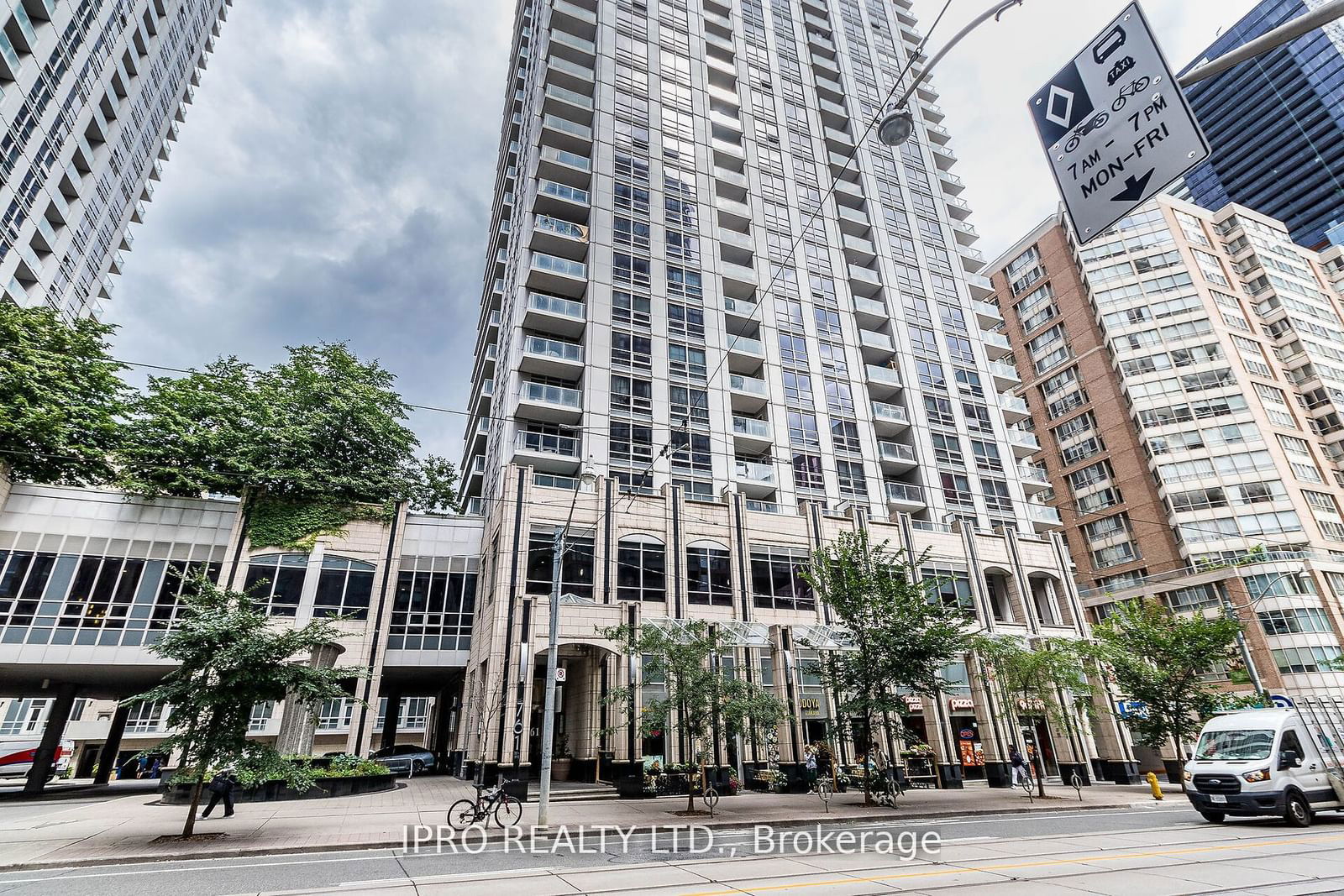 761 Bay St, unit 2401 for sale