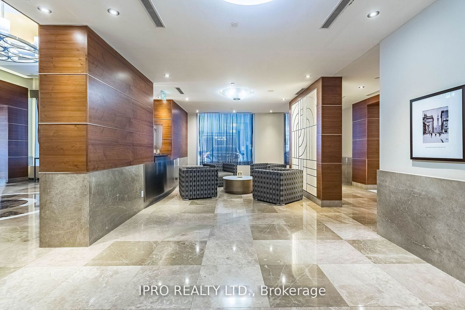 761 Bay St, unit 2401 for sale