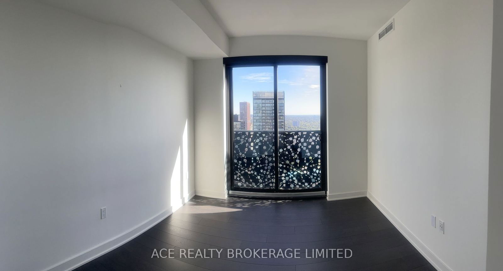 55 Charles St E, unit 4602 for rent