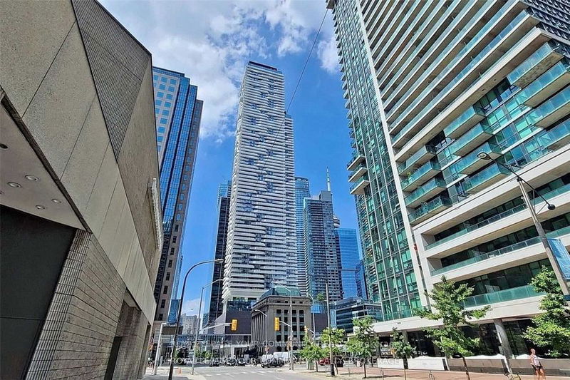 100 HARBOUR St, unit 2407 for sale