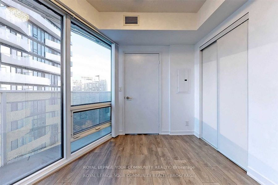 100 HARBOUR St, unit 2407 for sale