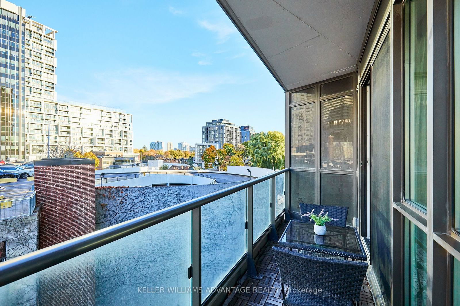 60 Berwick Ave, unit 515 for sale