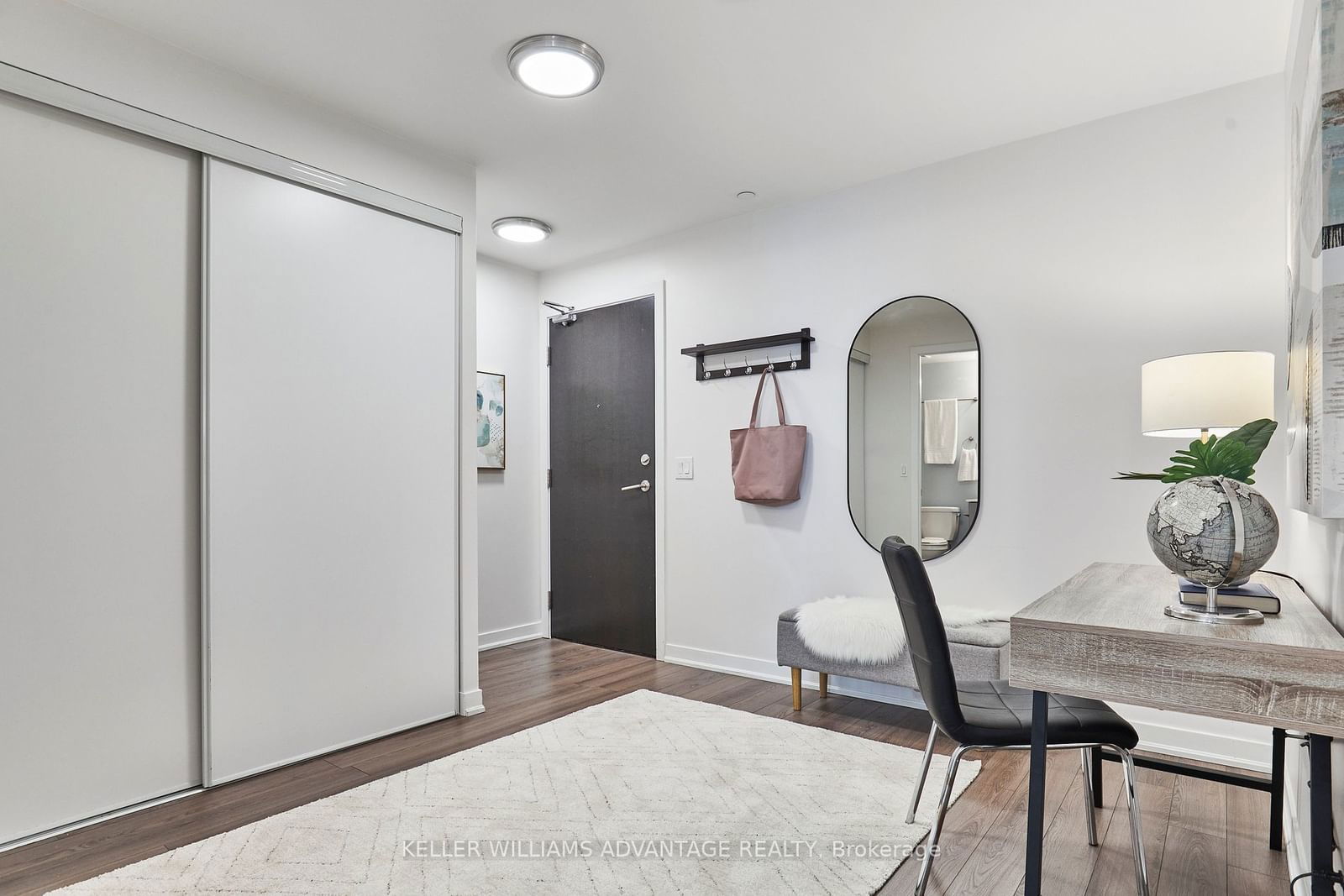 60 Berwick Ave, unit 515 for sale