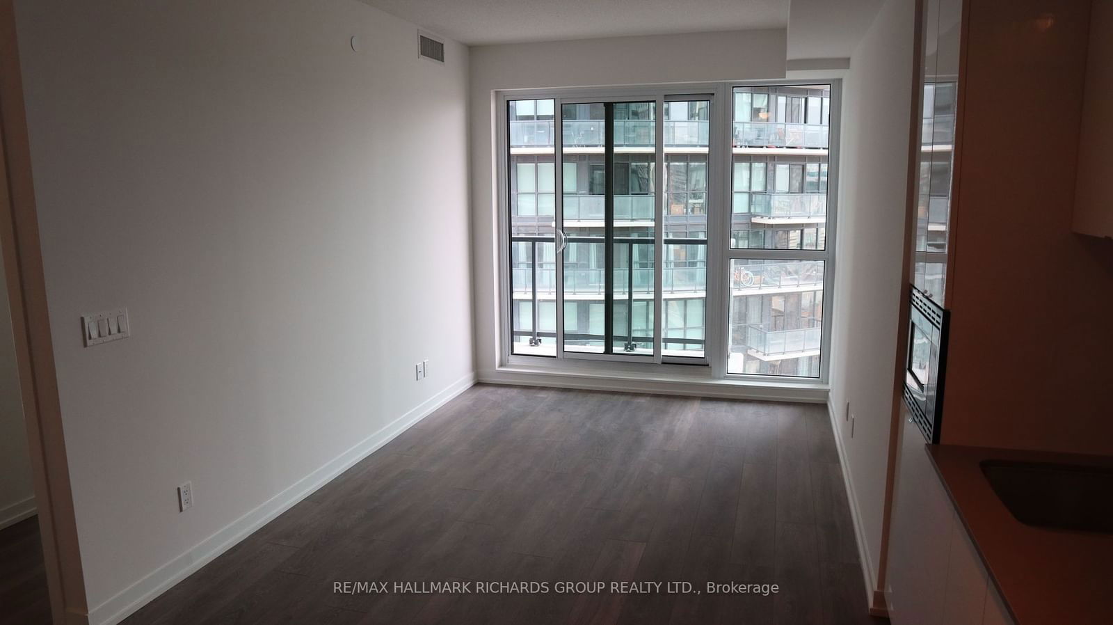 49 East Liberty St, unit 1108 for rent