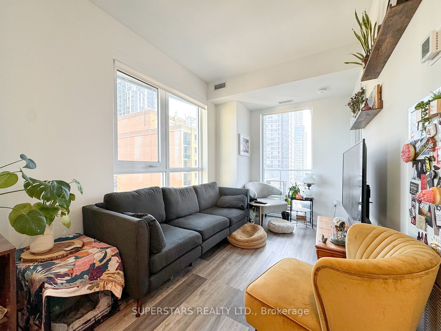 100 Dalhousie St, unit 1207 for rent