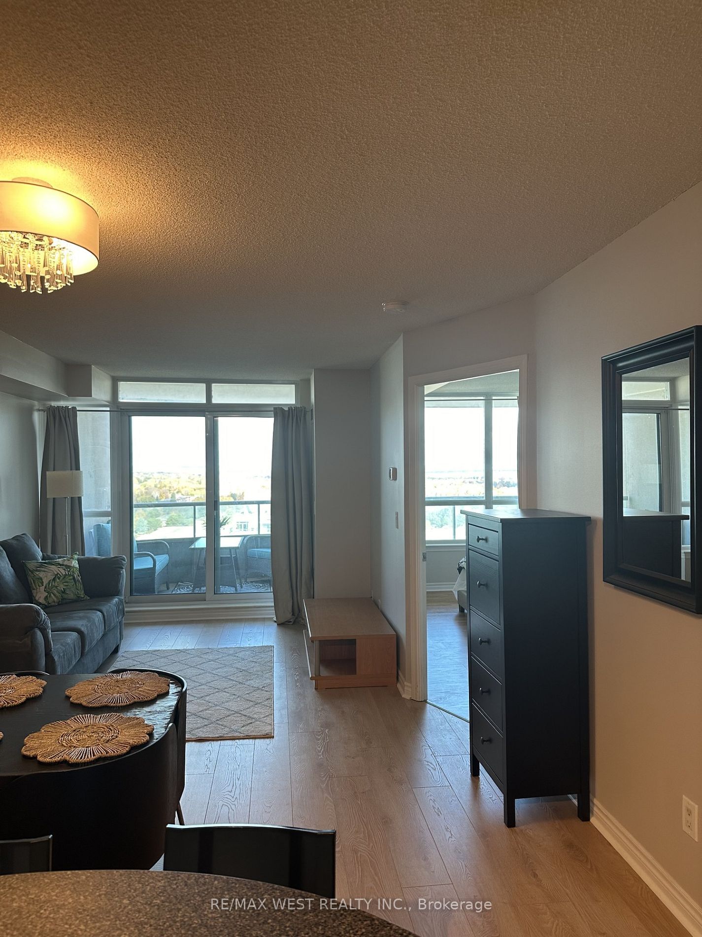 17 Barberry Pl, unit 2015 for rent