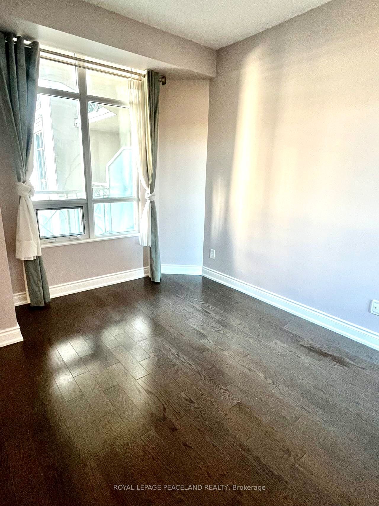 10 Bloorview Pl, unit 1117 for rent