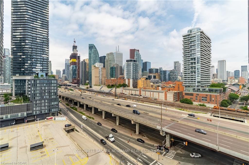 15 Lower Jarvis St E, unit 910 for sale