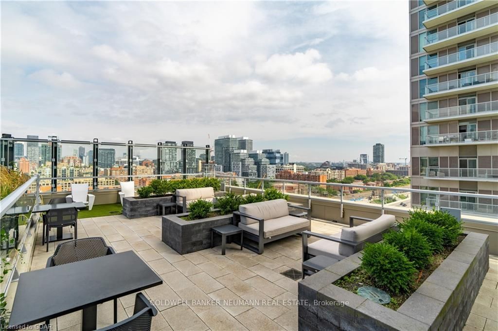 15 Lower Jarvis St E, unit 910 for sale