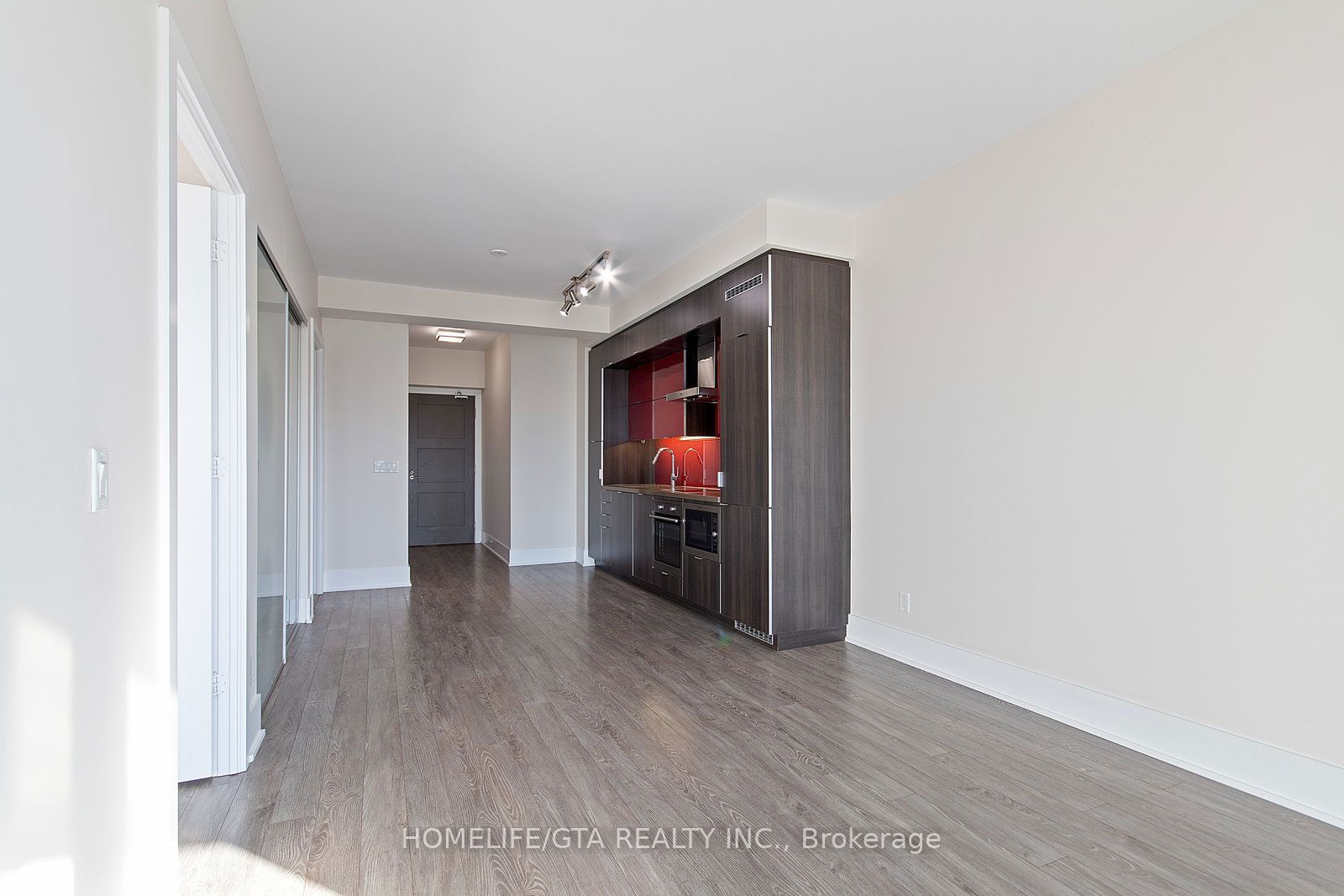 300 Front St W, unit 2602 for rent