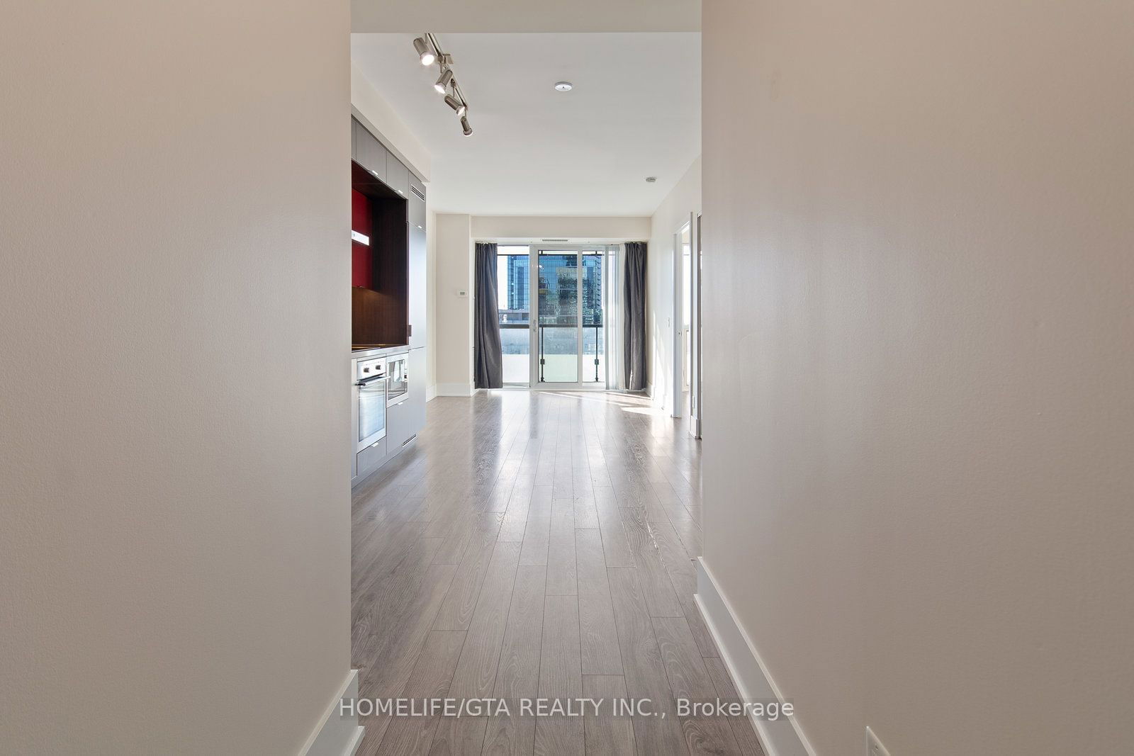 300 Front St W, unit 2602 for rent