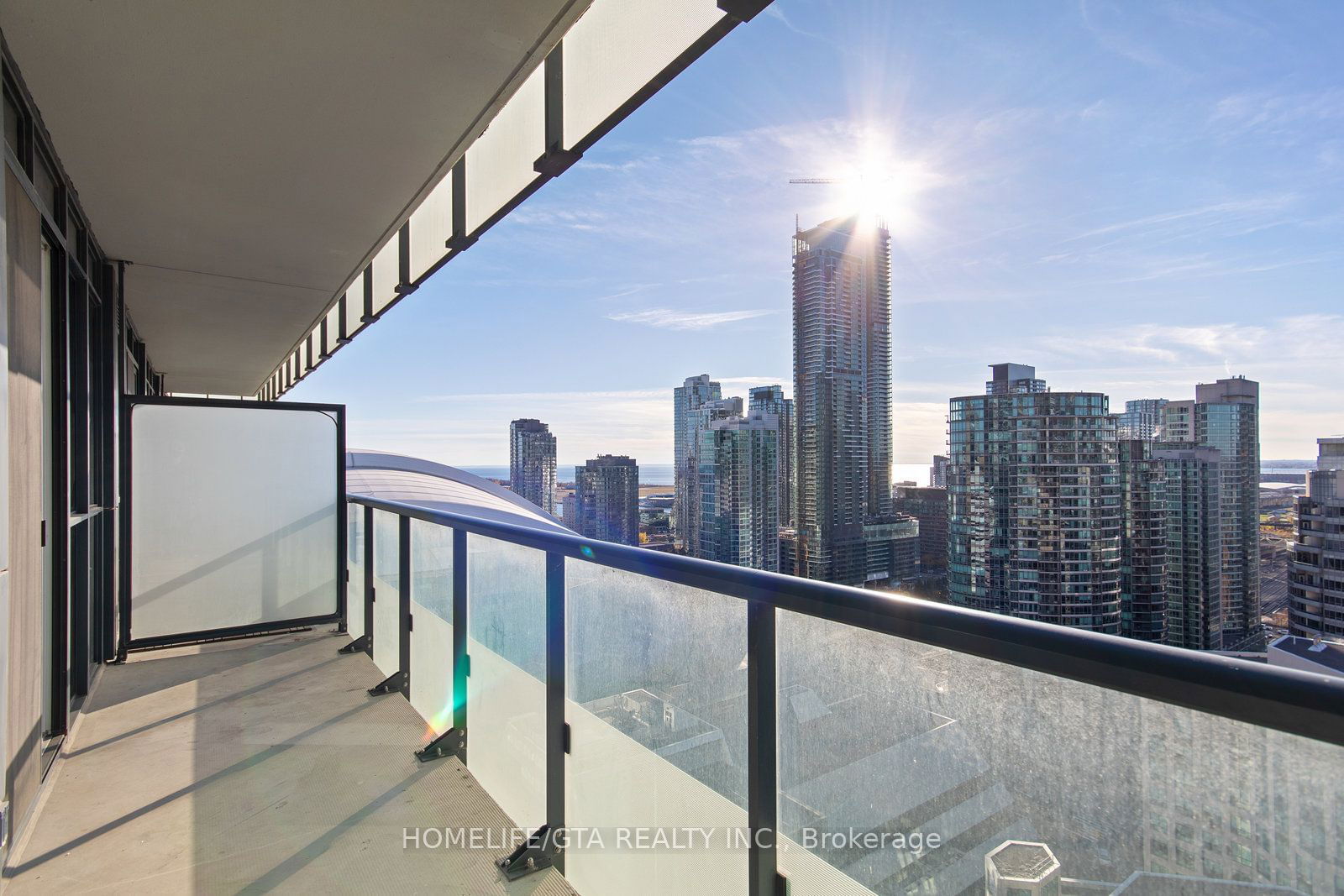 300 Front St W, unit 2602 for rent