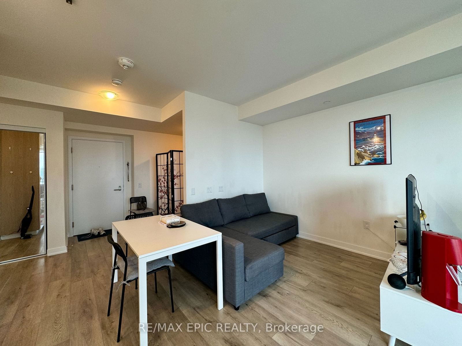 28 Freeland St, unit 2308 for rent