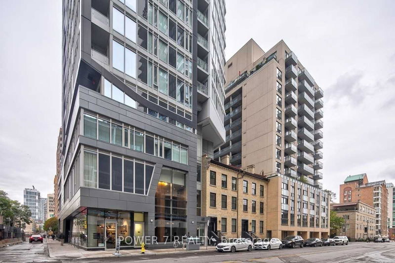 68 Shuter St, unit Ph for rent