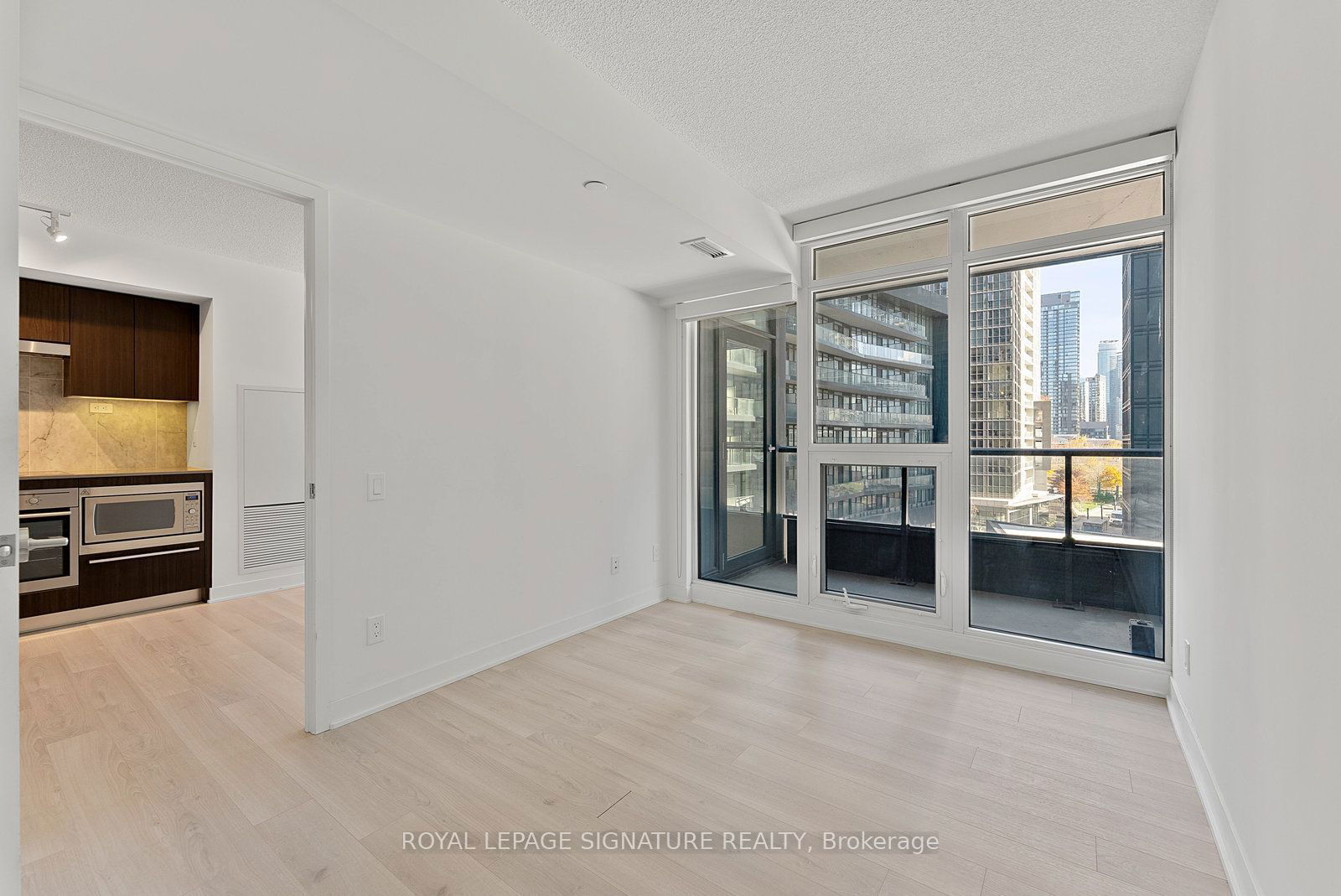 80 Queens Wharf Rd, unit 508 for rent