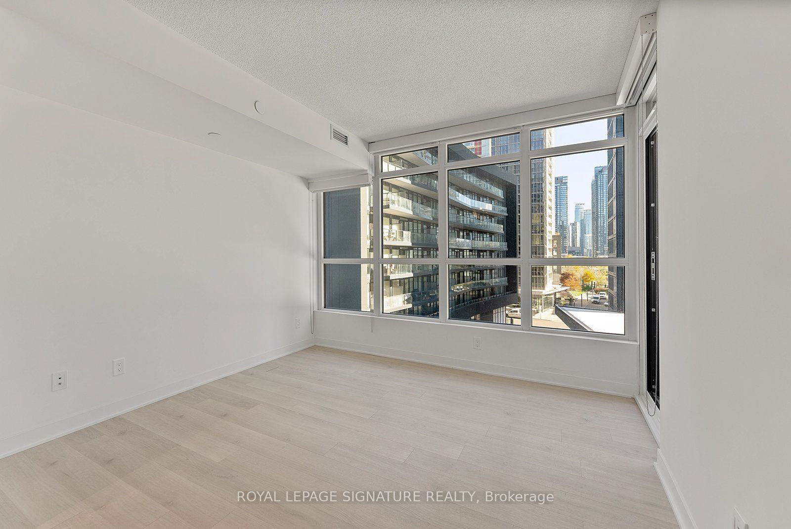 80 Queens Wharf Rd, unit 508 for rent