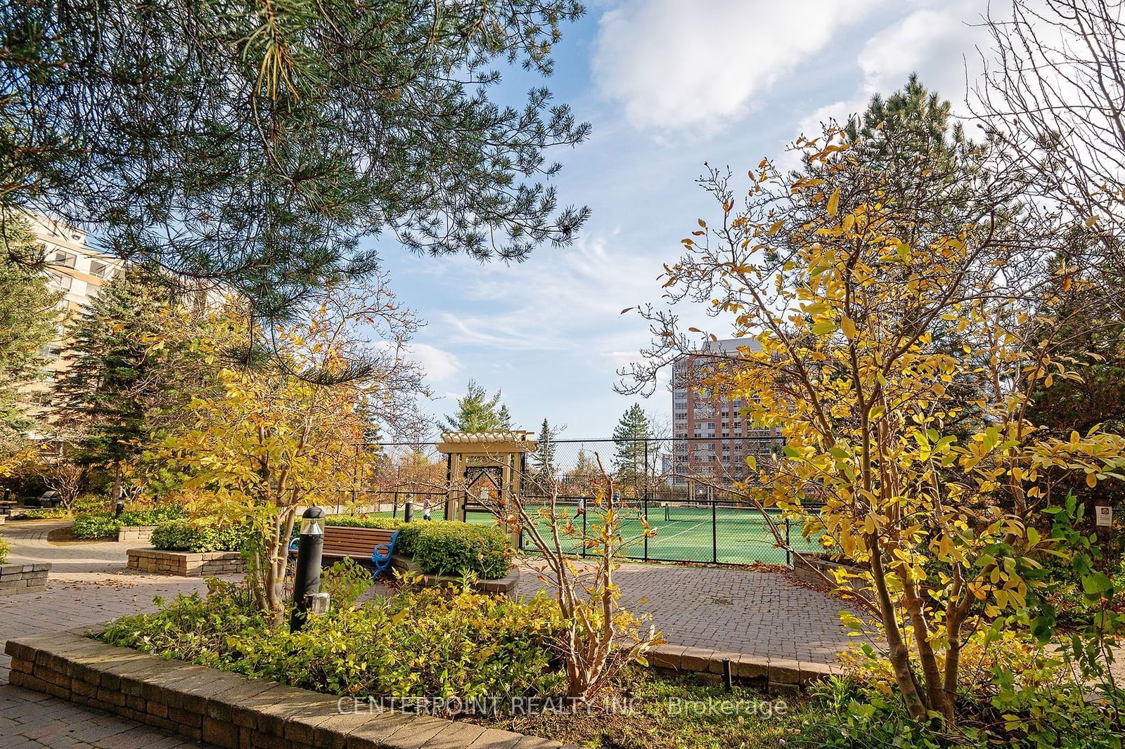 Triomphe-East Tower Condos, North York, Toronto