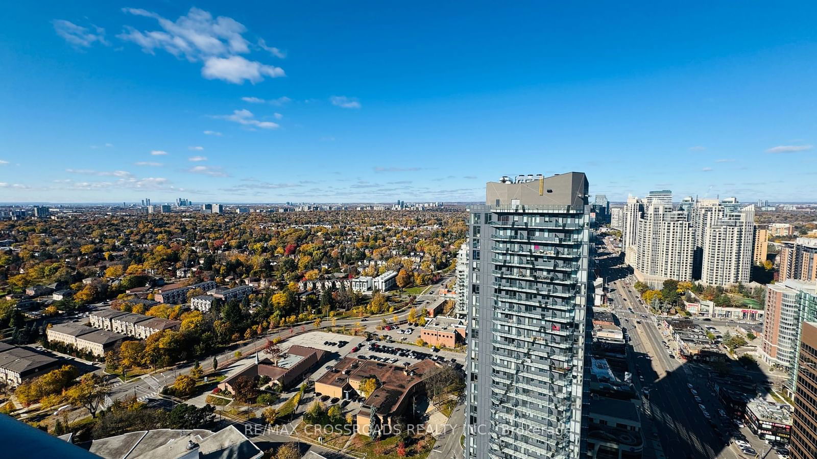 5180 Yonge St, unit 3103 for rent