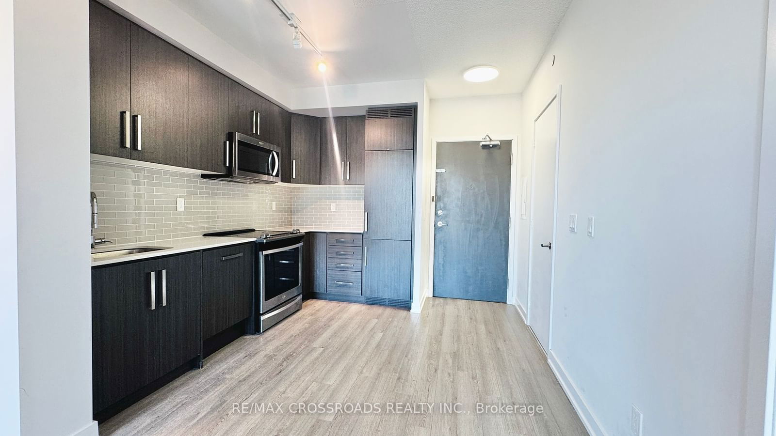 5180 Yonge St, unit 3103 for rent