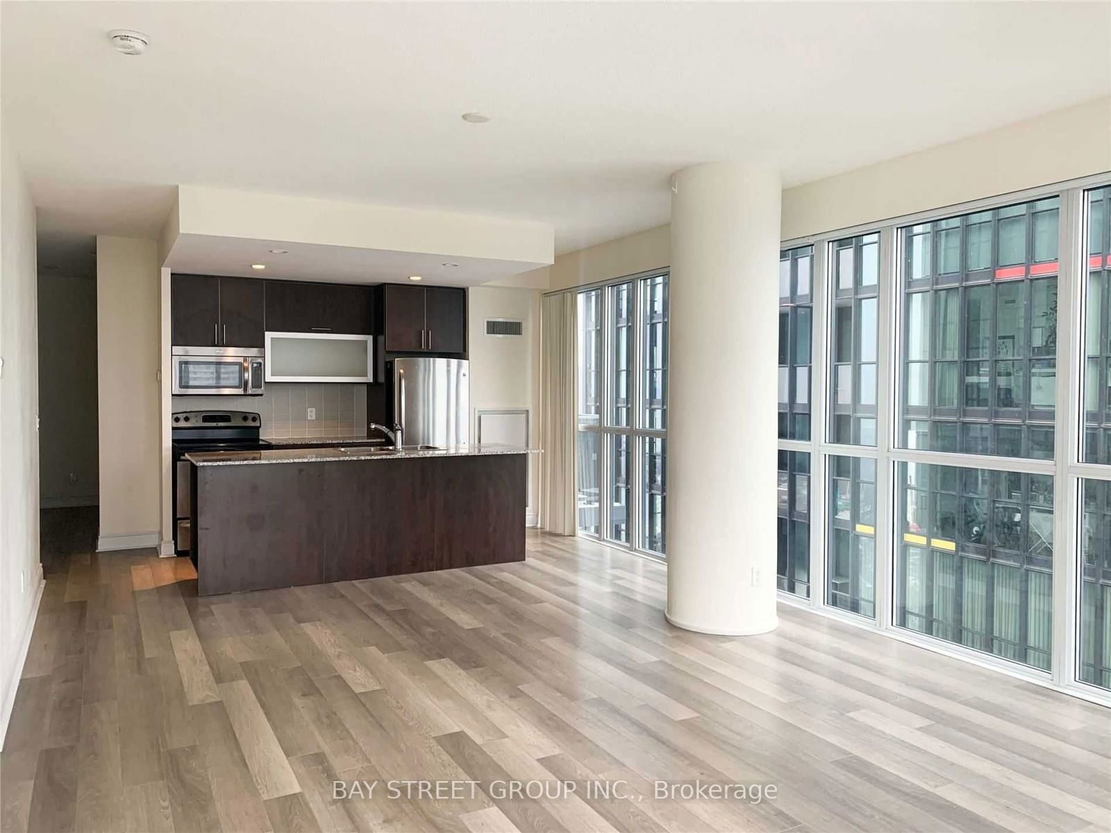 28 Ted Rogers Way, unit 4103 for rent