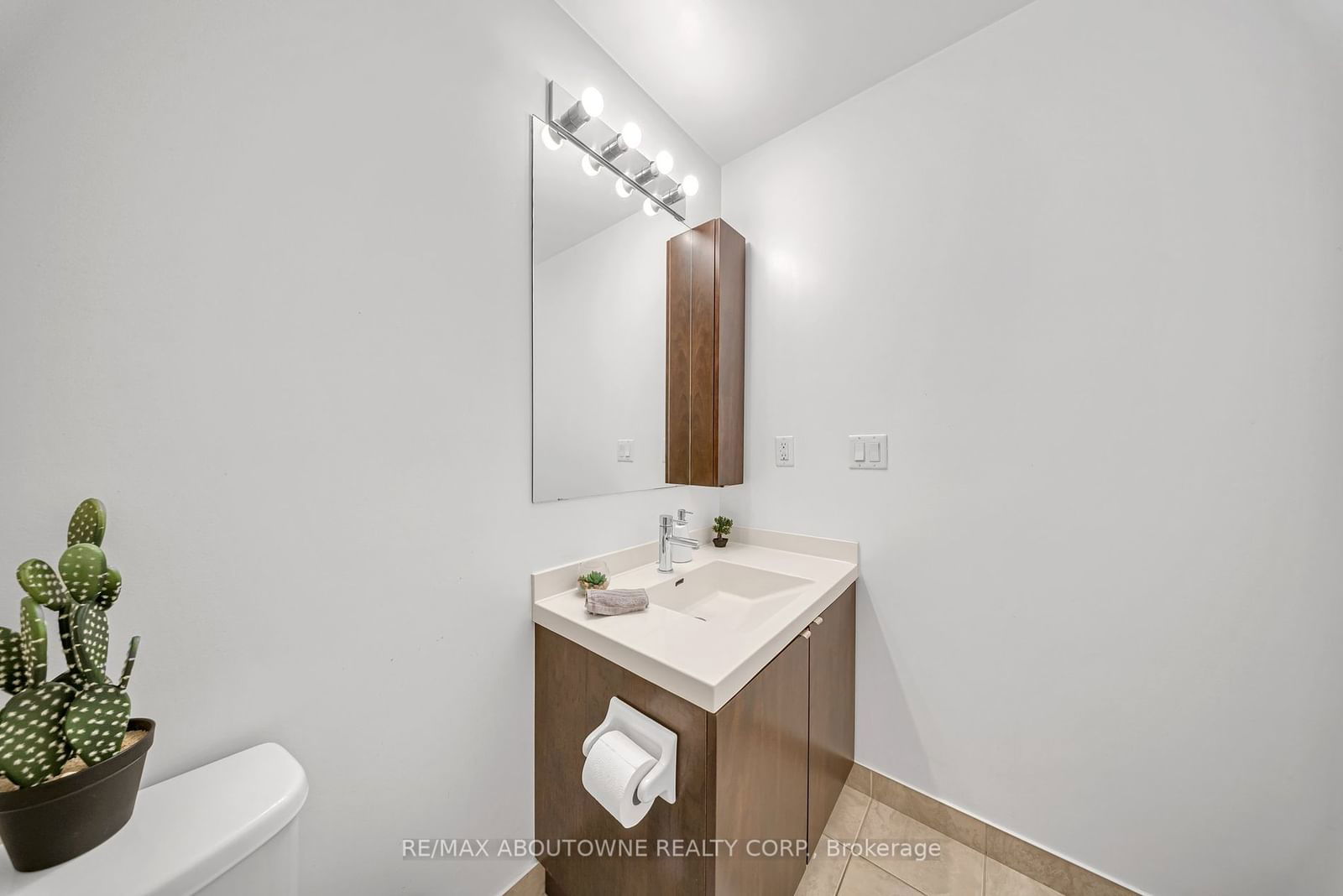 352 Front St W, unit 1920 for sale