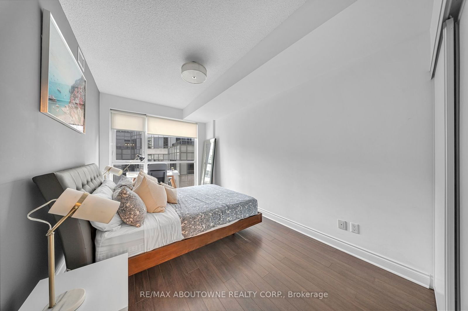 352 Front St W, unit 1920 for sale