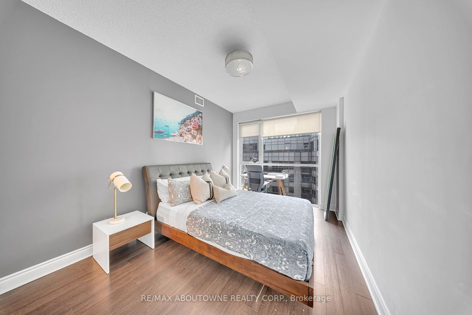 352 Front St W, unit 1920 for sale