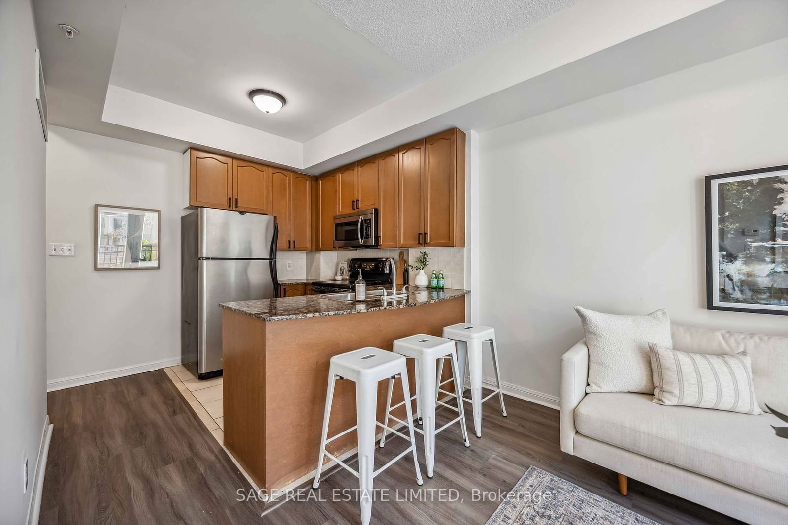 78 Carr St, unit TH32 for sale