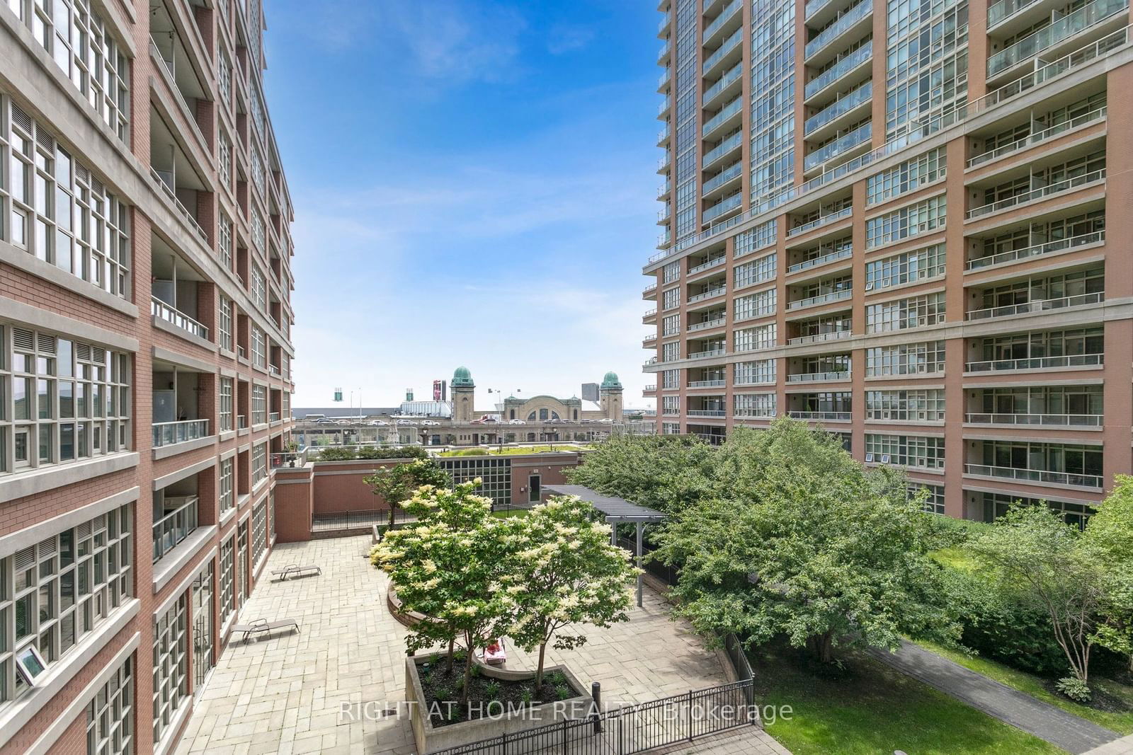 85 East Liberty St, unit 525 for sale