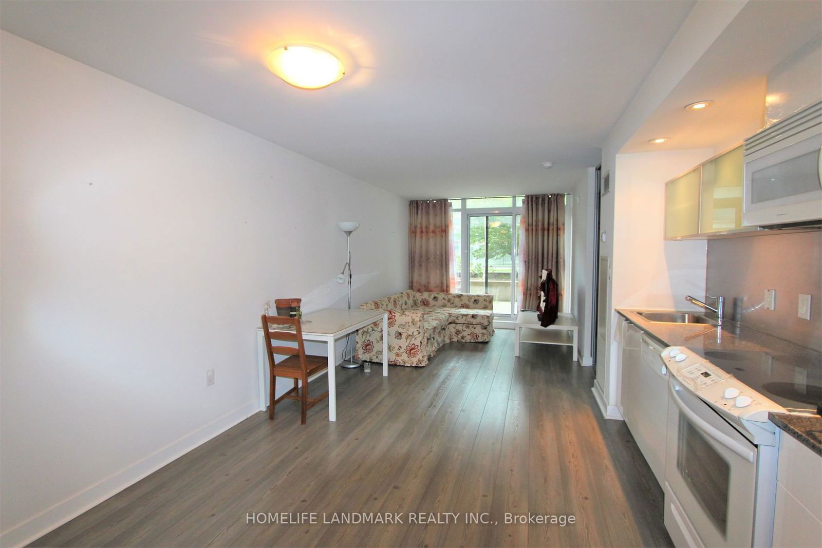 4K Spadina Ave, unit 225 for rent