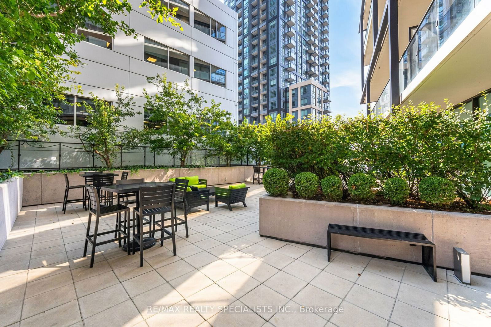 125 Peter St, unit 3012 for rent