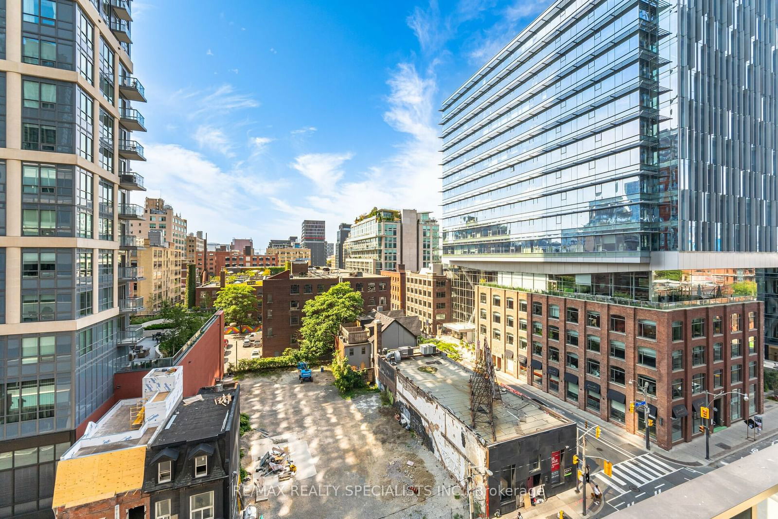 125 Peter St, unit 3012 for rent