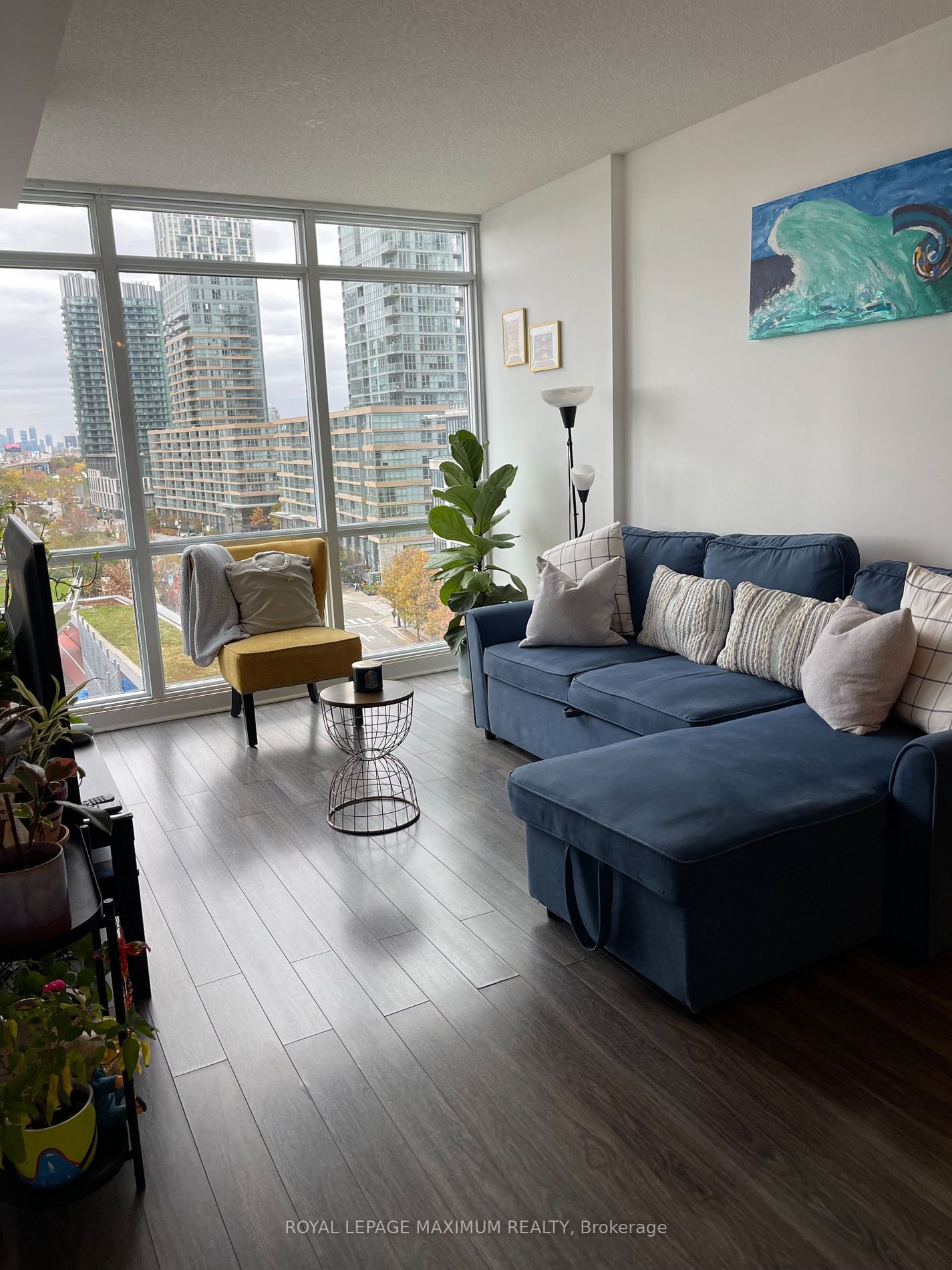 15 Fort York Blvd, unit 1102 for rent