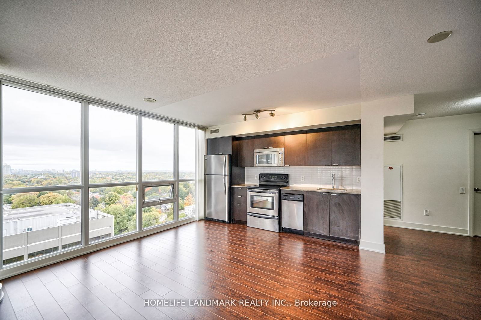 23 Sheppard Ave E, unit 1704 for rent