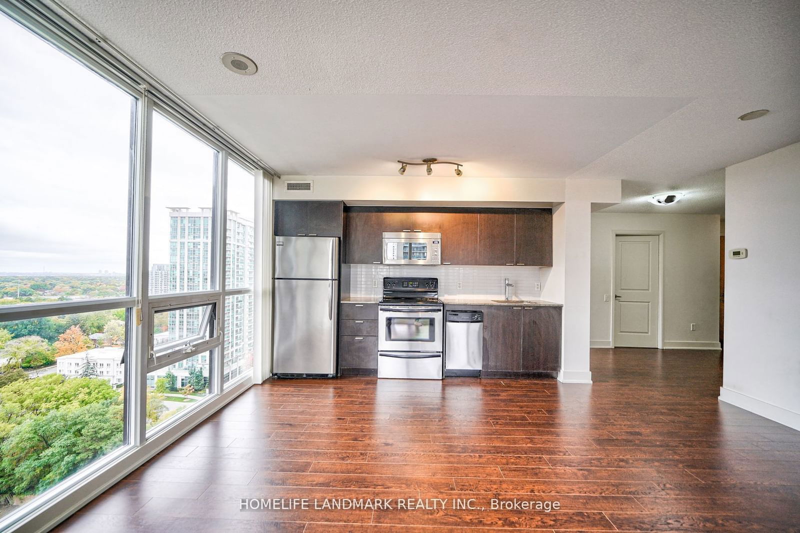 23 Sheppard Ave E, unit 1704 for rent