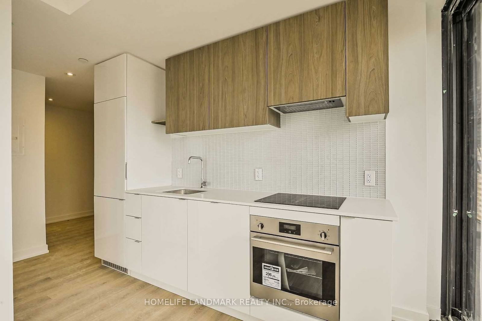 161 Roehampton Ave, unit 1005 for rent