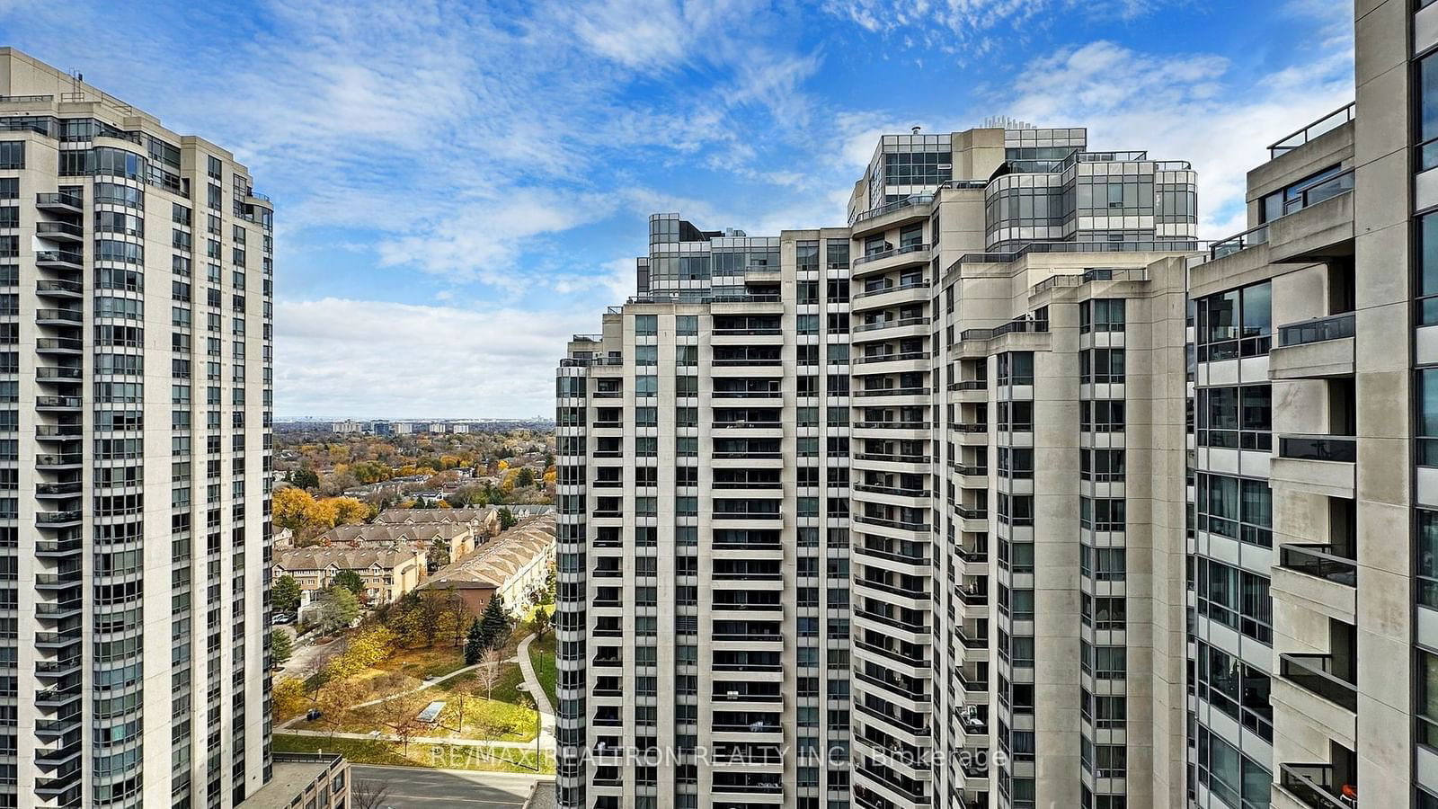 5 Northtown Way E, unit 2108 for sale