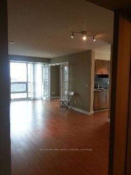 763 Bay St, unit 2405 for rent