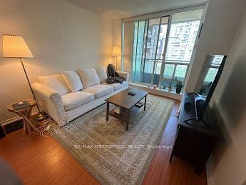 3 Pemberton Ave, unit 905 for rent