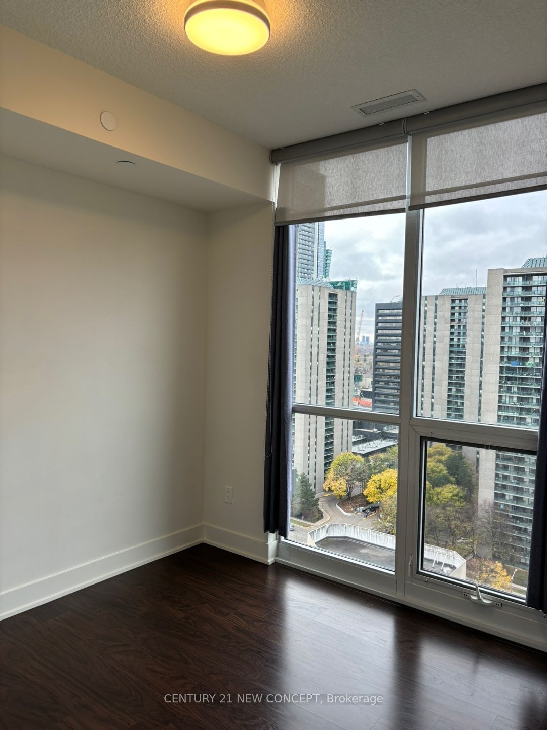 88 Sheppard Ave E, unit 2207 for rent