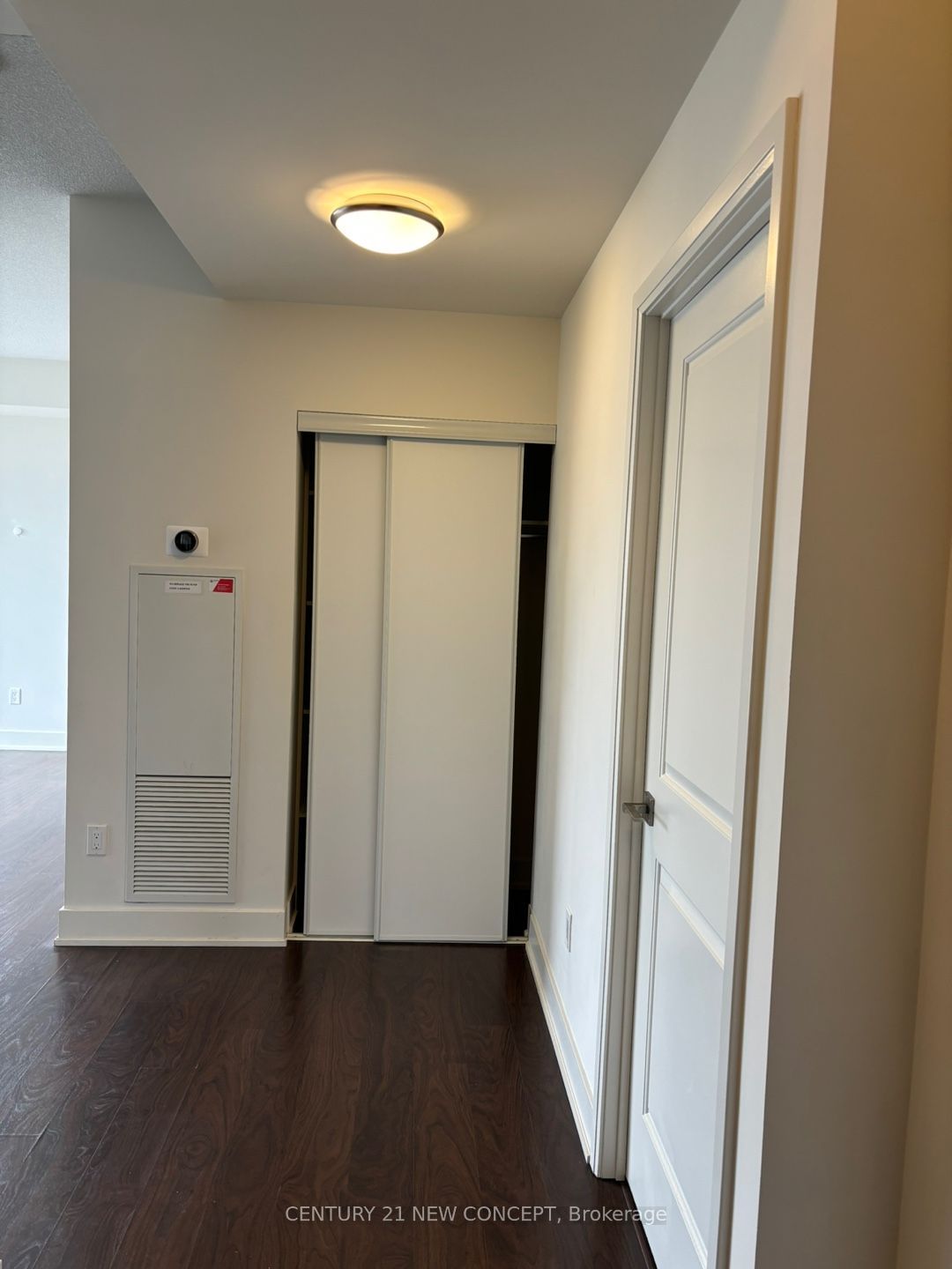 88 Sheppard Ave E, unit 2207 for rent