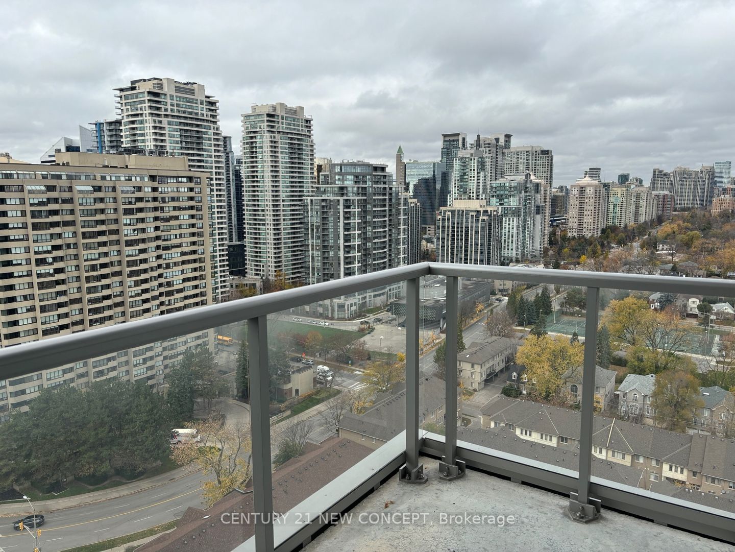 88 Sheppard Ave E, unit 2207 for rent