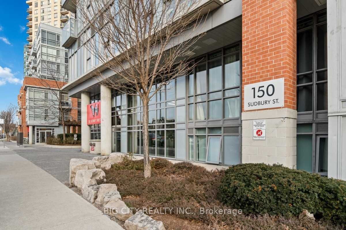 150 Sudbury St, unit 1303 for rent