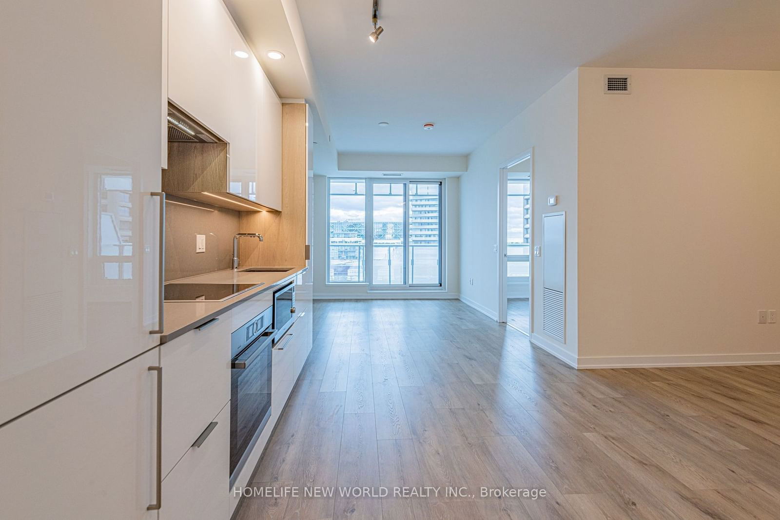 28 Freeland St, unit 1010 for rent