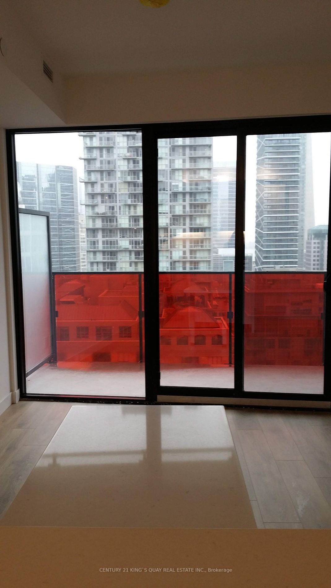 215 Queen St W, unit 1915 for rent