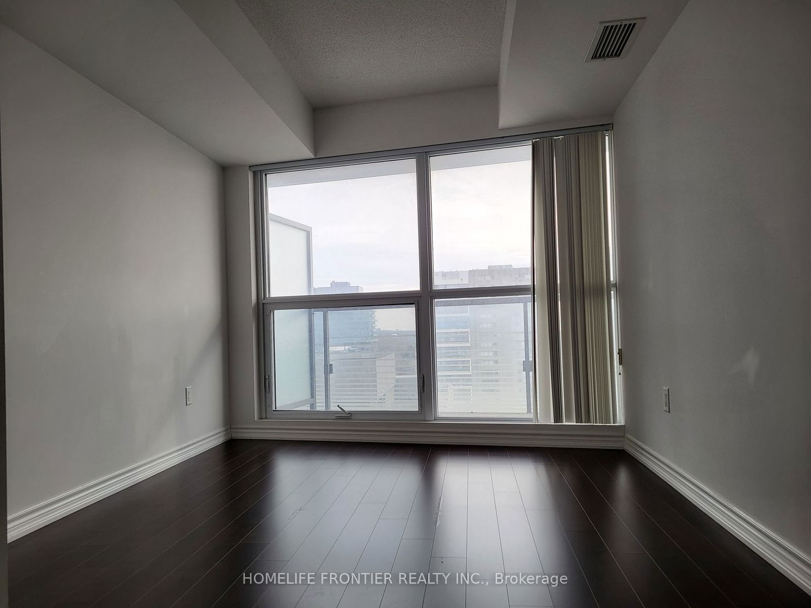 386 Yonge St, unit 2405 for rent