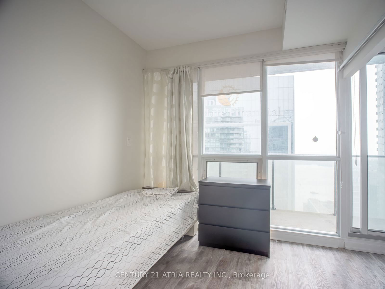 55 Bremner Blvd, unit 4110 for rent