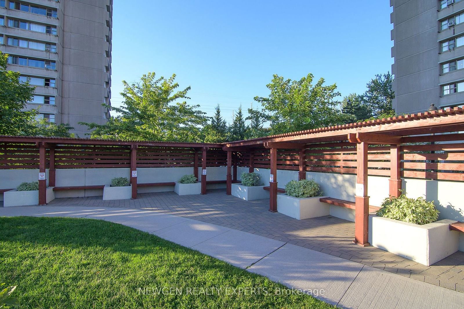 715 Don Mills Rd, unit 1005 for rent