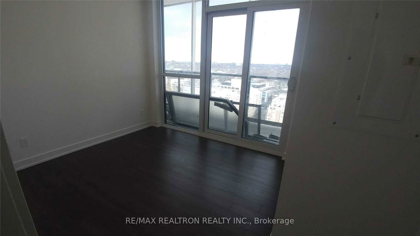 30 Ordnance St, unit 2009 for rent